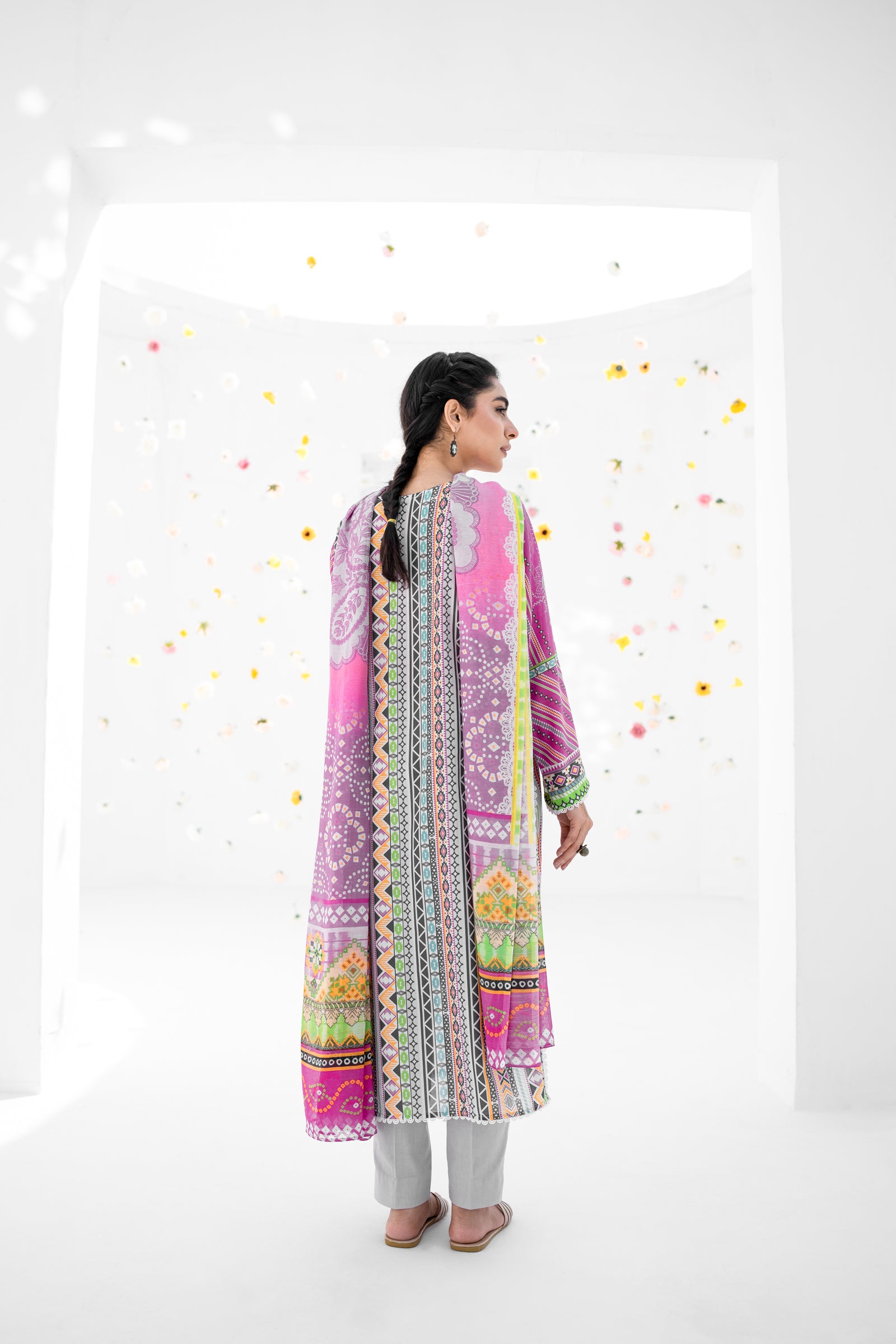 Superior Crinkle Lawn Slub Digital Print