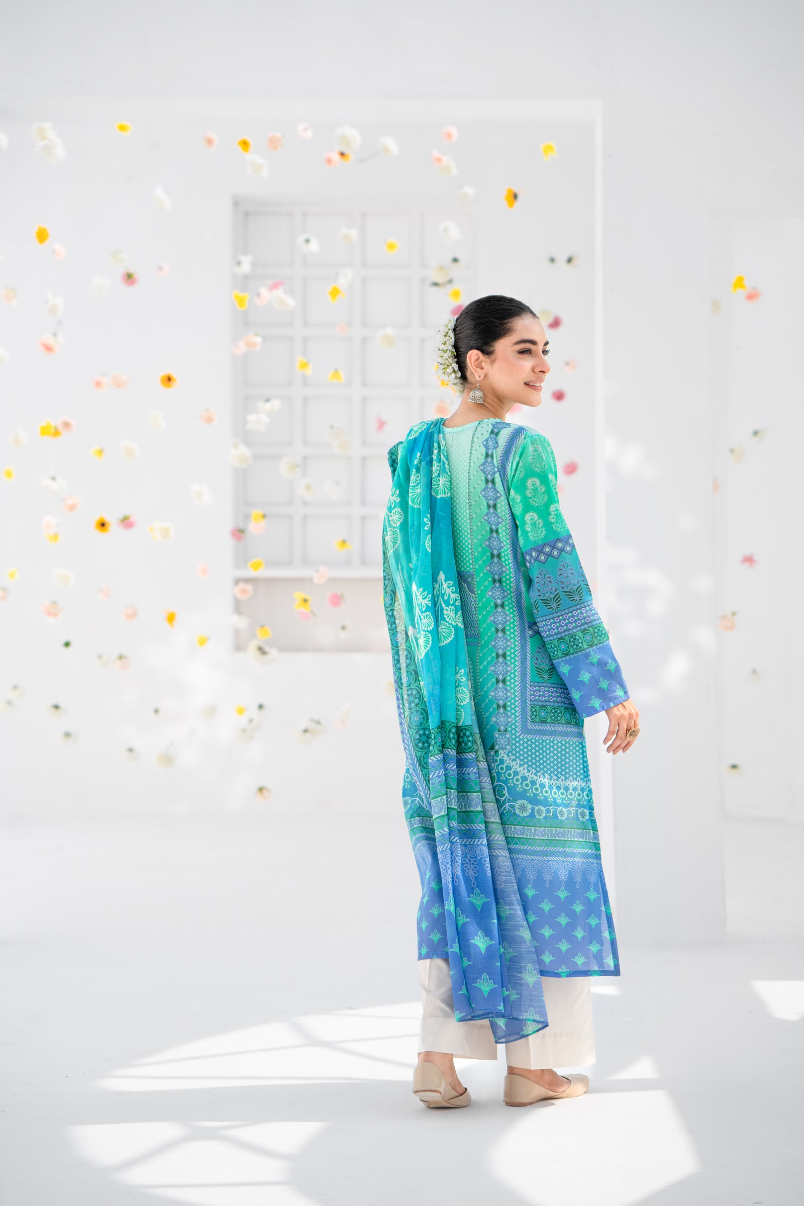 Lawn Digital print Embroidery