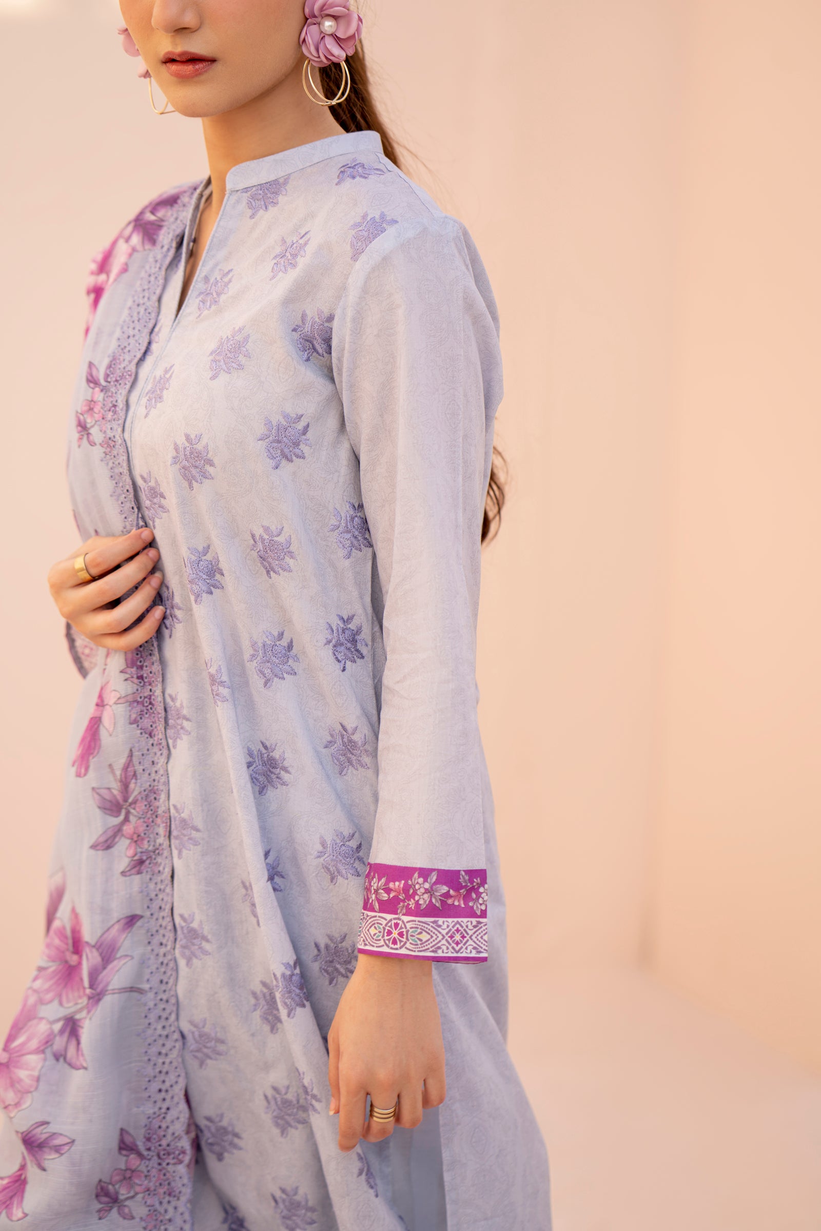 Superior Crinkle Lawn Slub Digital print Embroidery